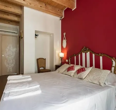 Bed & Breakfast Carlos I 3*